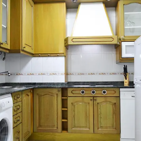 Apartamento Barlovento: Centrico Y Totalmente Reformado San Vicente De La Barquera