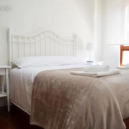 Apartamento Barlovento: Céntrico Y Totalmente Reformado Apartamento San Vicente De La Barquera